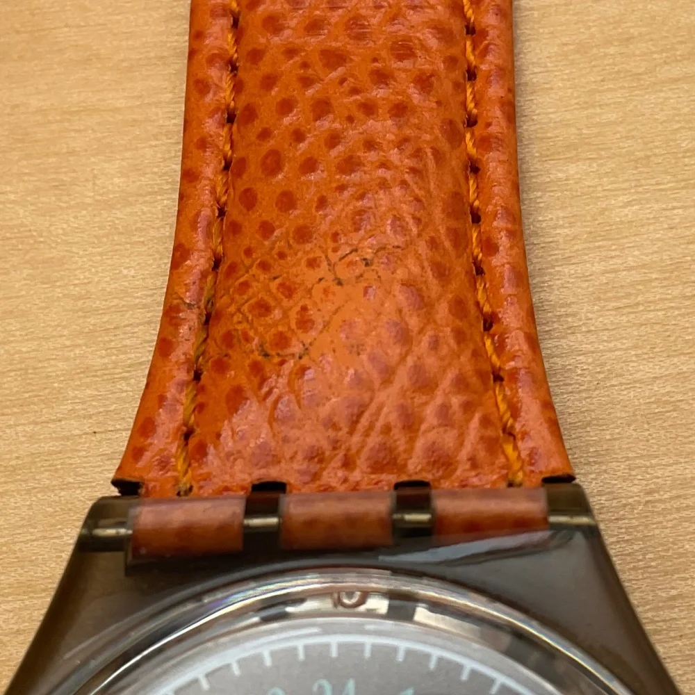 Swatch Rocking Quartz 24-hour Watch - Picture 6 of 7